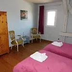 Kaprice Burg Reuland