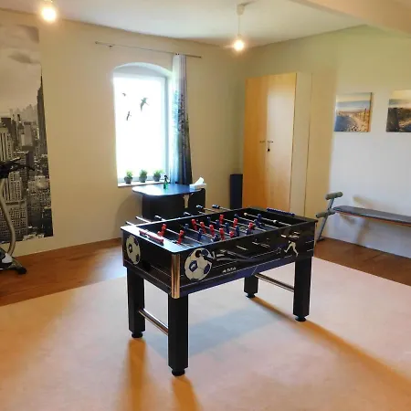 Weisten 5 度假居 *